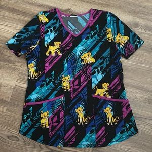 ⭐️Scrub top⭐️